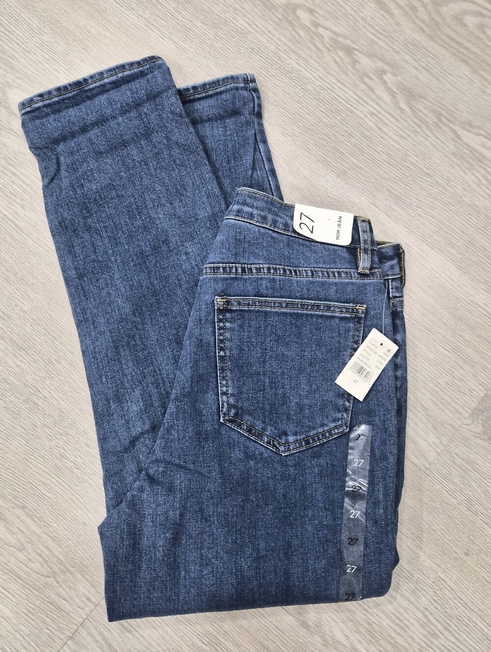 Pacsun Mom Jeans - Size 27 - New Witg Tags